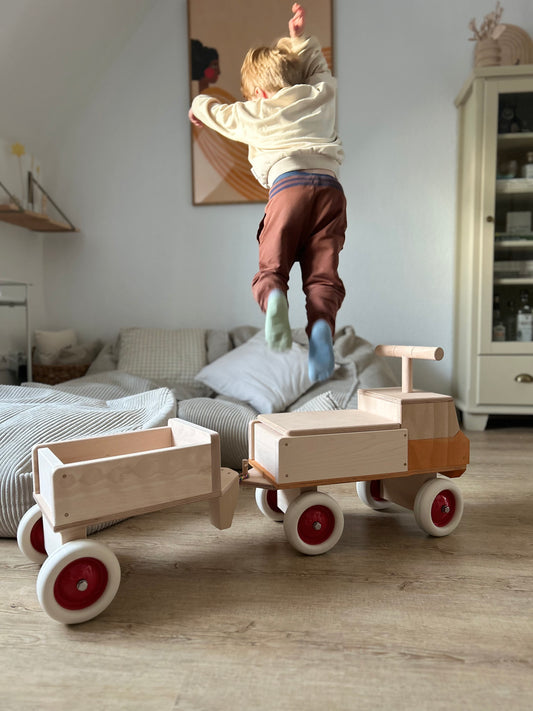 Rutschauto FRIDO mit Anhänger FRIDA